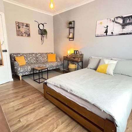 Westend Holiday Room 4 Брекон Экстерьер фото